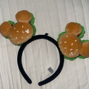 Disney hamburger ears !🍔